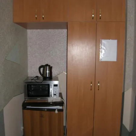 Отель Smereka *